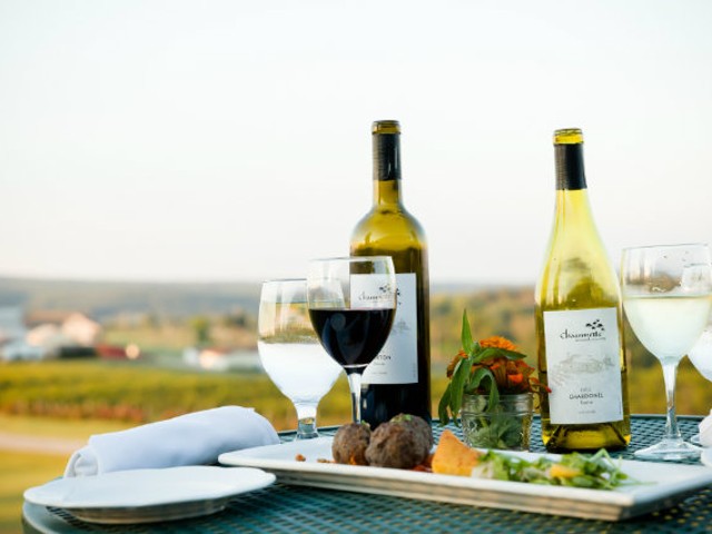 One of the Best Winery Restaurants in the U.S. Is Near St. Louis