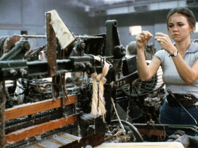Sally Field won the 1979 Academy Award for Best Actress as union organizer Norma Rae.