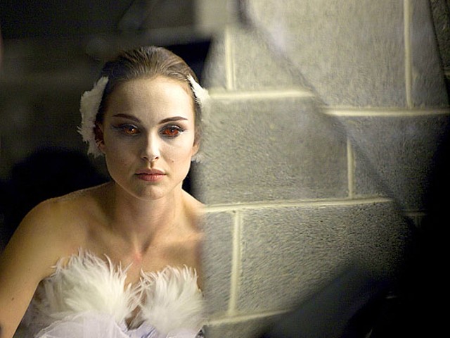 Dance Dance Revulsion: Natalie Portman goes batshit in a tutu in Black Swan