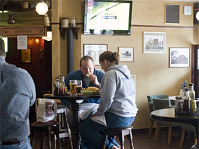 Just Irish enough: Tig&iacute;n straddles the line between a pub and an old familiar chain.