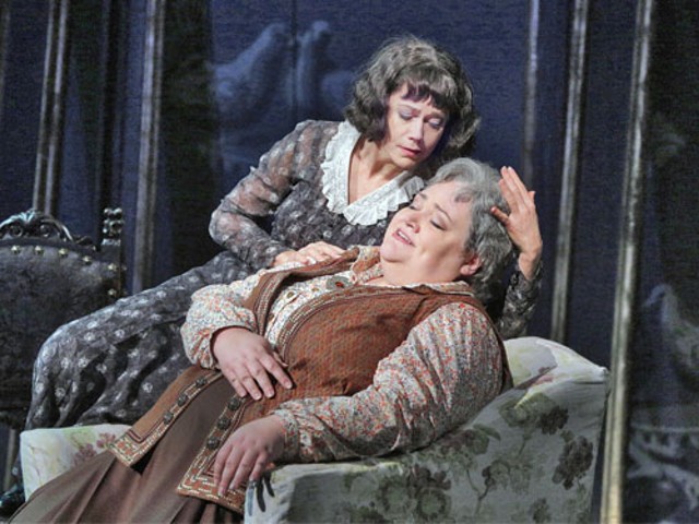 Elizabeth Futral as Alice B. Toklas and Stephanie Blythe as Gertrude Stein in 27.