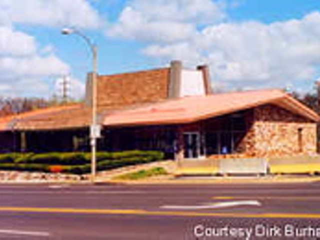 The Parkmoor Restaurant, one of several local landmarks replaced by Walgreens.