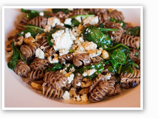 &nbsp;&nbsp;&nbsp;&nbsp;&nbsp;&nbsp;&nbsp;Whole wheat radiatori with bleu cheese, spinach and walnuts. | Mabel Suen