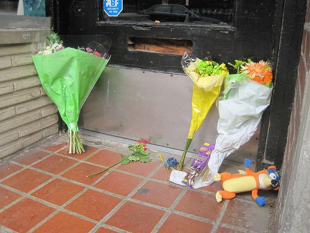 Flowers at the entrance to Gyro House in University City