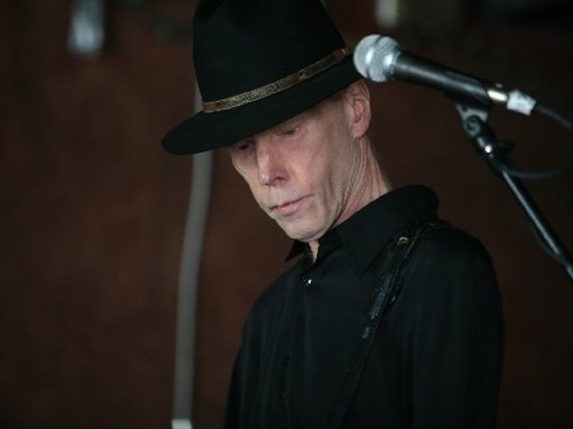 Here's Why Jandek Coming to St. Louis is a Really, Really Big Deal