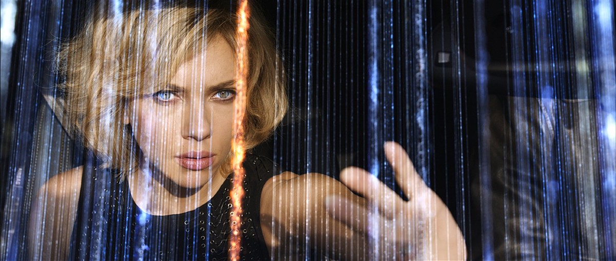 Scarlett Johansson Effortlessly Carries the Fun, Unscientific Lucy