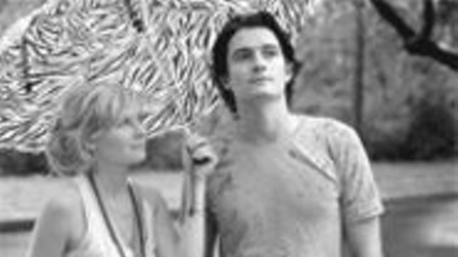 Nowhere 'Town: Kirsten Dunst (left) and Orlando Bloom (right) in a film by, for and about Cameron Crowe