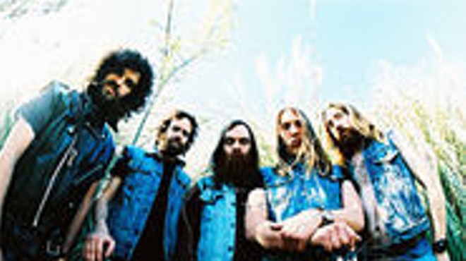 Valient Thorr: Puny humans! We have come to rock your face!