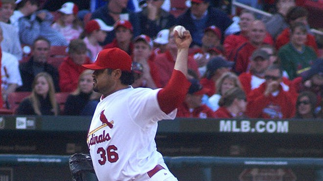 Cards Pitcher Dennys Reyes to Open Casual Family Restaurant