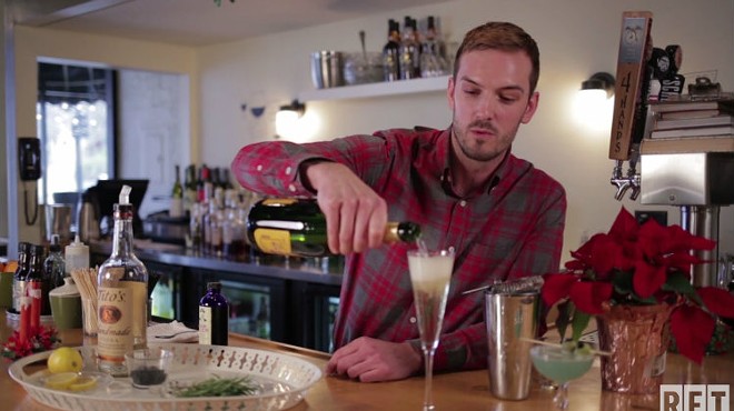 How to Make a Caviar Cocktail for New Year's Eve [VIDEO]