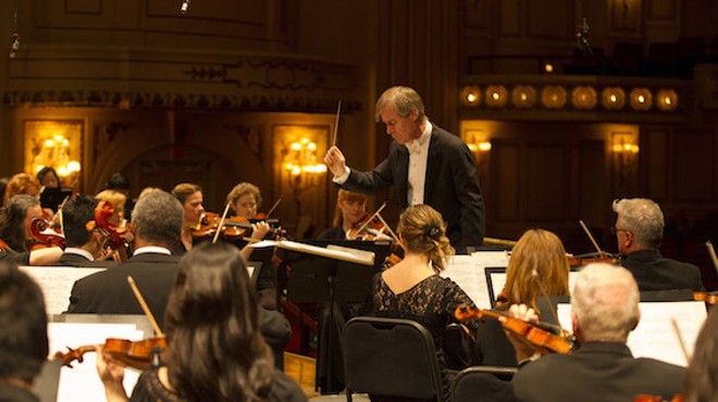 Music director David Robertson leads the St. Louis Symphony.