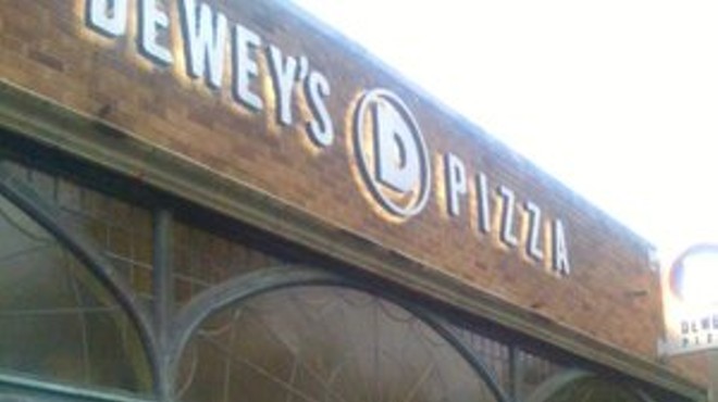 Dewey's Pizza Webster Groves