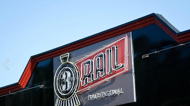 3rd Rail Bar and Grill