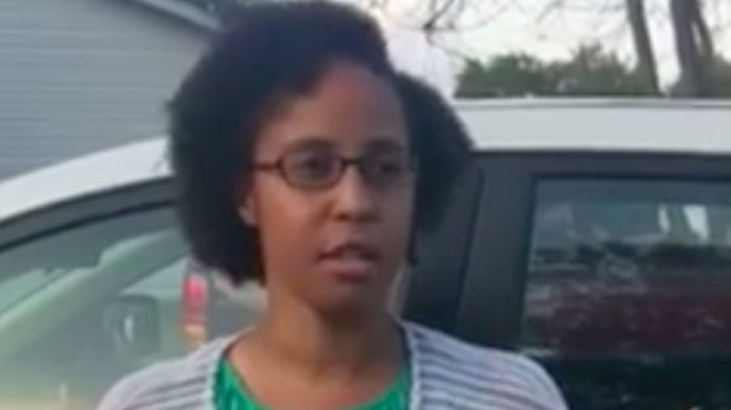 Woman Alleges That Driver in Manchester Threw Fried Chicken at Her