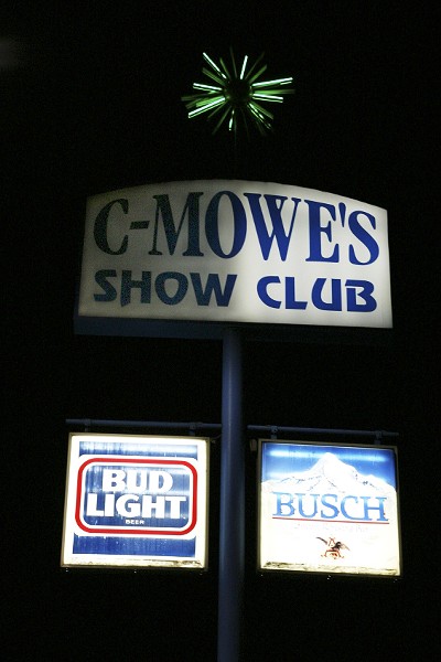 C-Mowes Nightclub