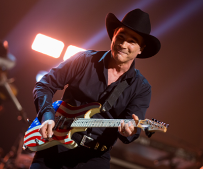 Clint Black Live at River City Casino and Hotel