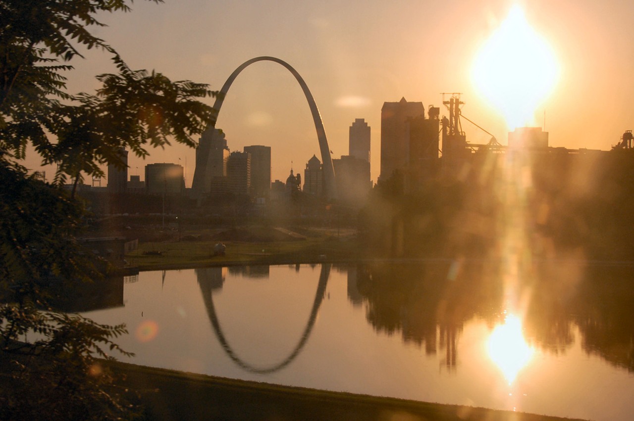 You&#146;ll get a bonus with your Amtrak ticket price -- an awesome view of St. Louis. You&#146;ll get a neat view both ways, so be ready. Photo courtesy of Flickr / Dave Herholz.