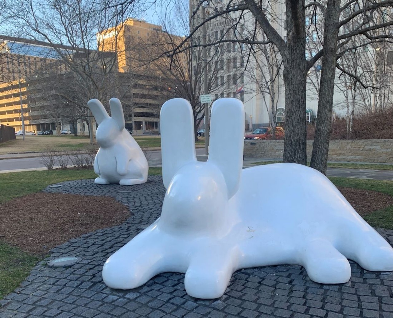 Two Rabbits (Untitled)
Citygarden Sculpture Park (801 Market Street)
Made by Dutch artist Tom Claassen
Photo credit: Riverfront Times / @riverfronttimes on Instagram: