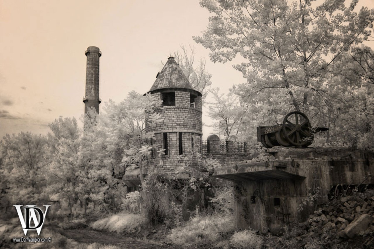 26 Photos That Show the Ghostly Beauty of Cementland Today