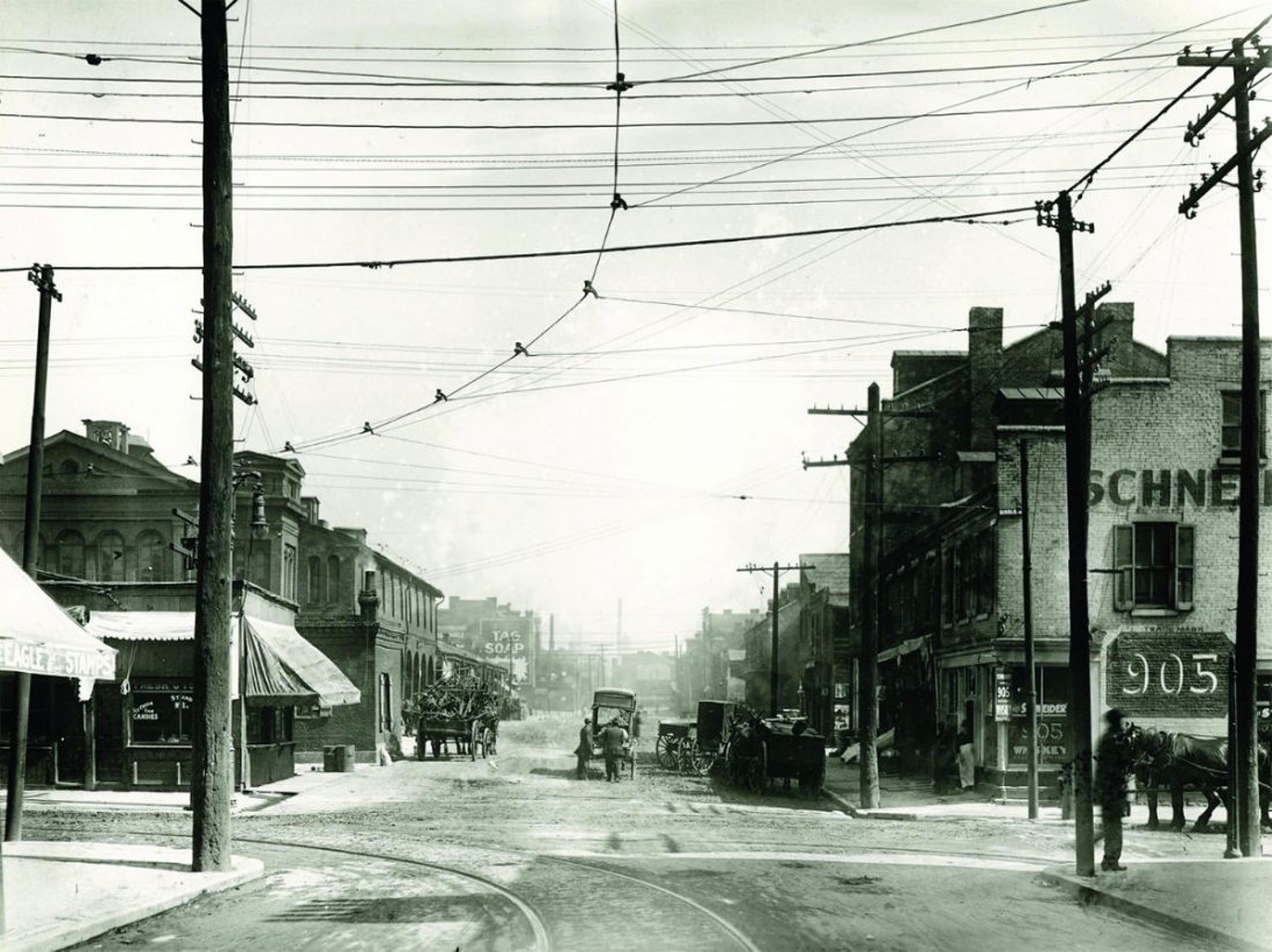 Intersection of Biddle and Thirteenth streets looking north. Photograph, ca. 1900.