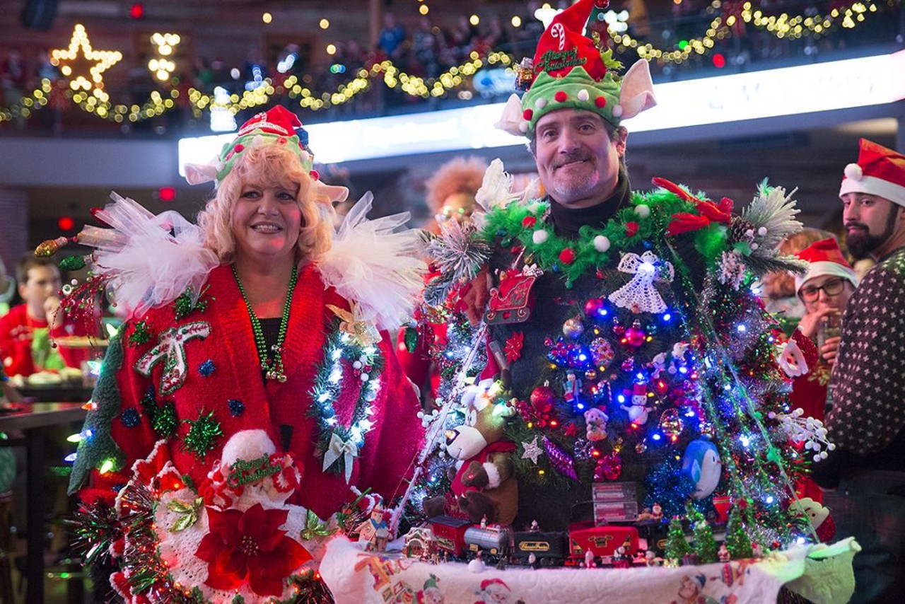 40 Festive Photos from the 2016 World's Largest Ugly Sweater Party