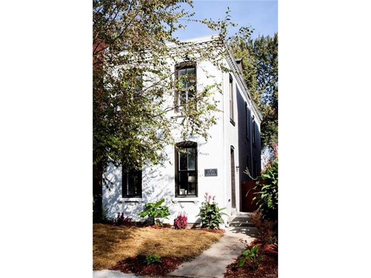 2721 Allen Avenue
$179,900
3 beds / 2 baths / 1,632 sqft
This thre?e-???bedroom home is newly rehabbed -- and you?'ll be able to? tell ?the minute you take a step inside. You'll notice laminate flooring on the first floor, recessed lighting, high ceilings, an open floor plan, exposed brick and many other features. It also happens to have a second floor laundry room.
