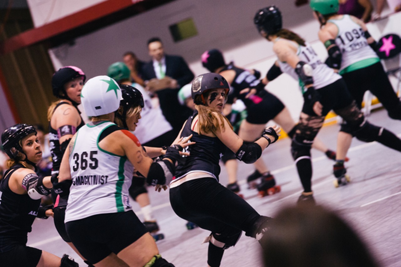 Arch Rival Roller Girls Rumble in Queeny Park