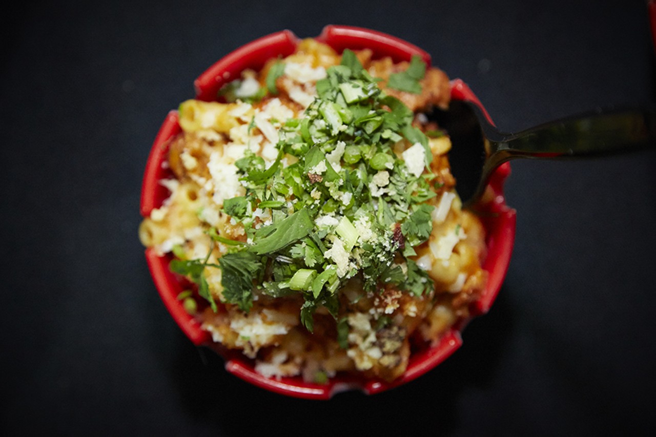 Awesomely ?Cheesy Moments From RFT's Mac and Cheese Throwdown? ?