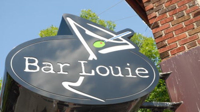 Bar Louie-Central West End