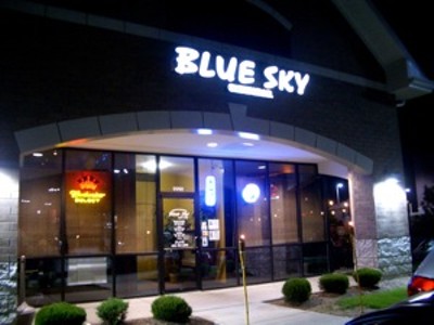 Blue Sky Caf&eacute; & Bar