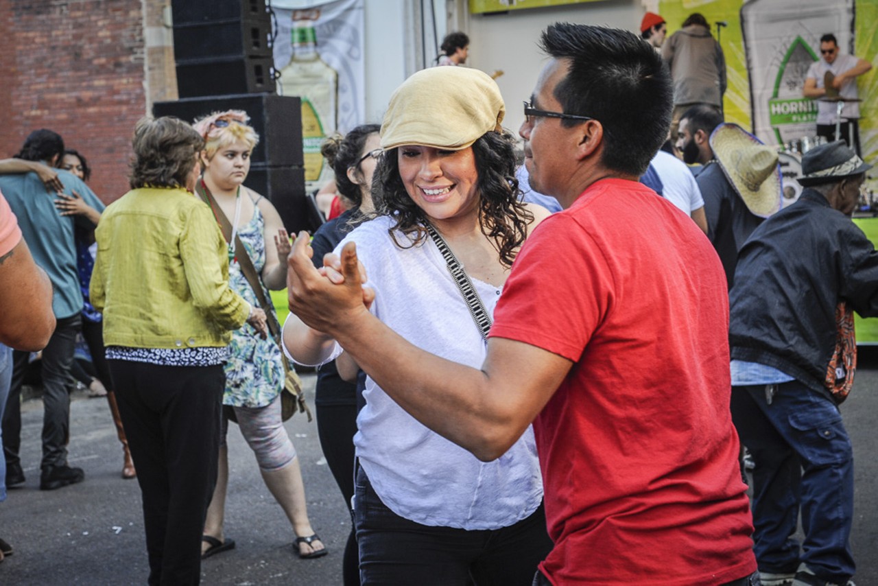 Cherokee Street's Cinco de Mayo Brought All the Fun to South City