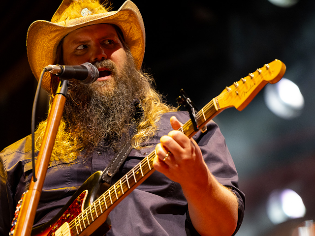 Chris Stapleton played a sold-out show at Hollywood Casino Amphitheatre.