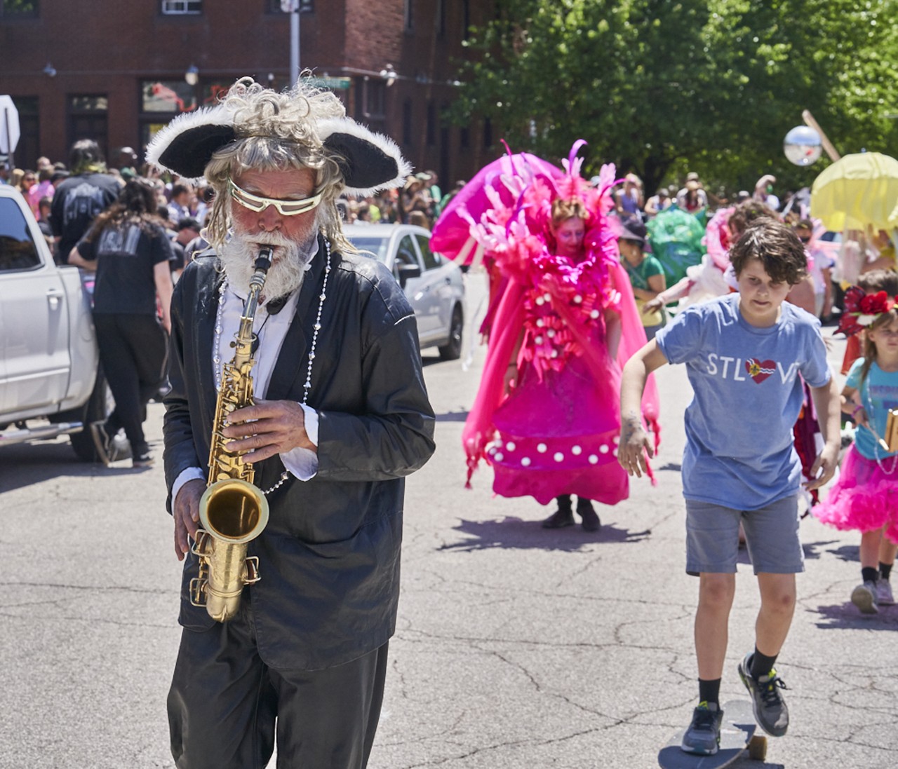 Cinco de Mayo on Cherokee Street Returns With a Bang [PHOTOS]