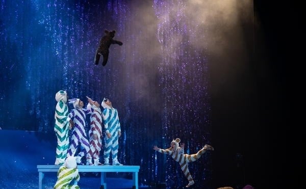 ‘Twas the Night Before… by Cirque du Soleil.