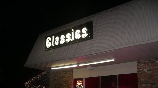 Classics Bar & Grill