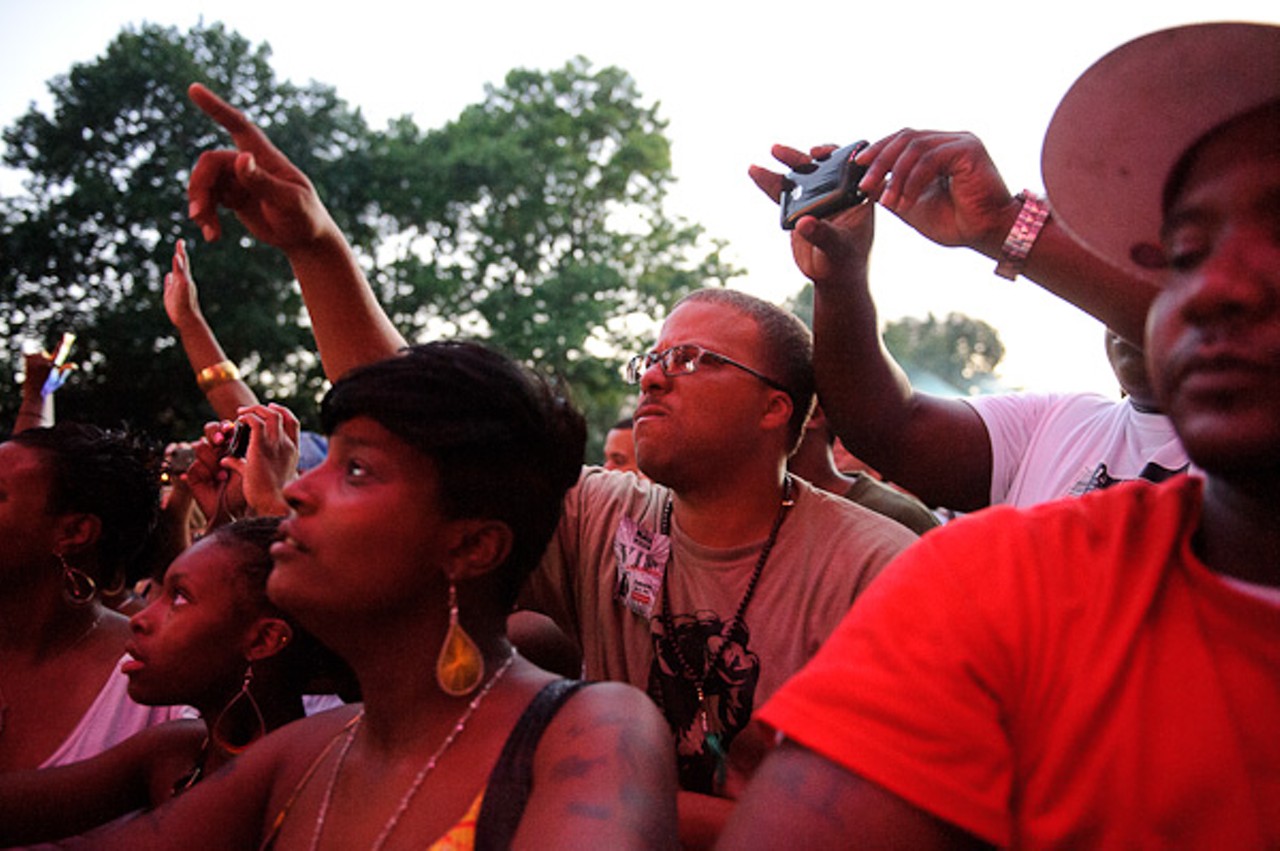 Fans enjoying the sounds of Common at Soldiers Memorial Park in St. Louis.
