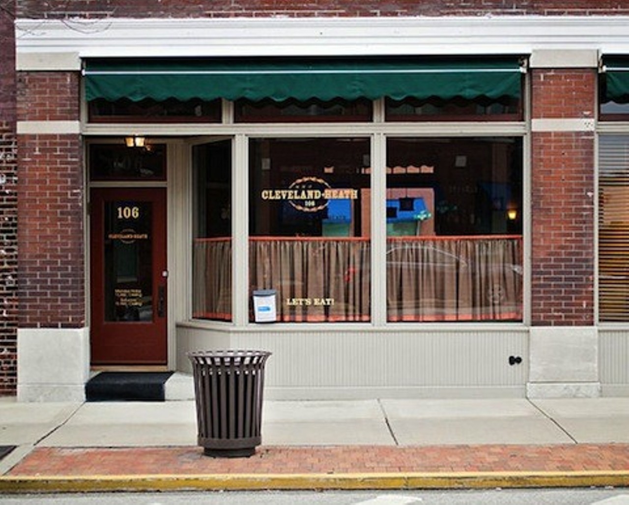 Cleveland-Heath
(206 North Main Street; Edwardsville, IL; 618-307-4830)
Gourmet comfort food is exactly what we're all needing right now and this Edwardsville spot serves some of the best in the business. (They offer outdoor dining, too.)
Photo credit: Jennifer Silverberg
