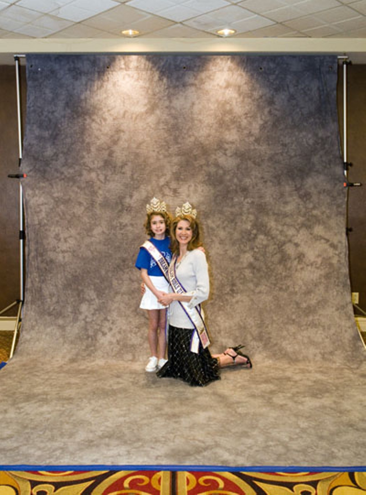Beth and Chase Hallemann, from St. Louis, held the 2007 title of Natinal Mother/Daughter Queens in 2007. Beth now works for the Missouri Dream Girls Pageant.