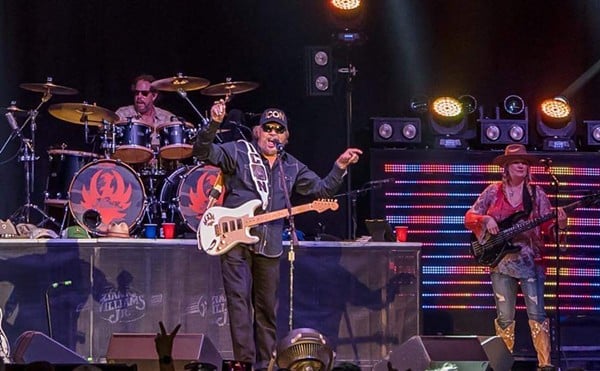 Hank Williams, Jr. took the stage at the Hollywood Casino Amphitheatre Friday night.