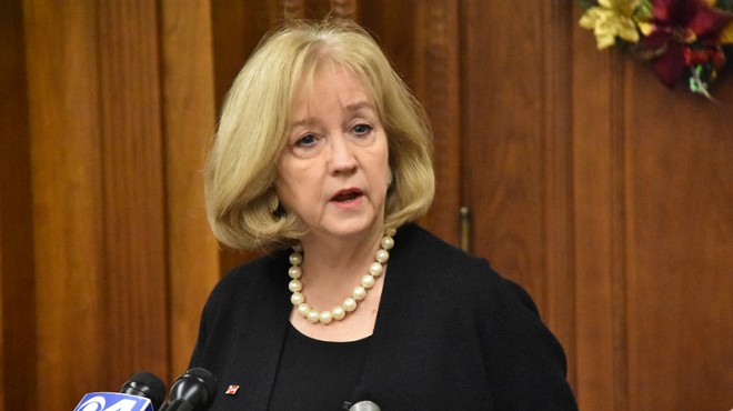 St. Louis Mayor Lyda Krewson should ride off into the sunset.