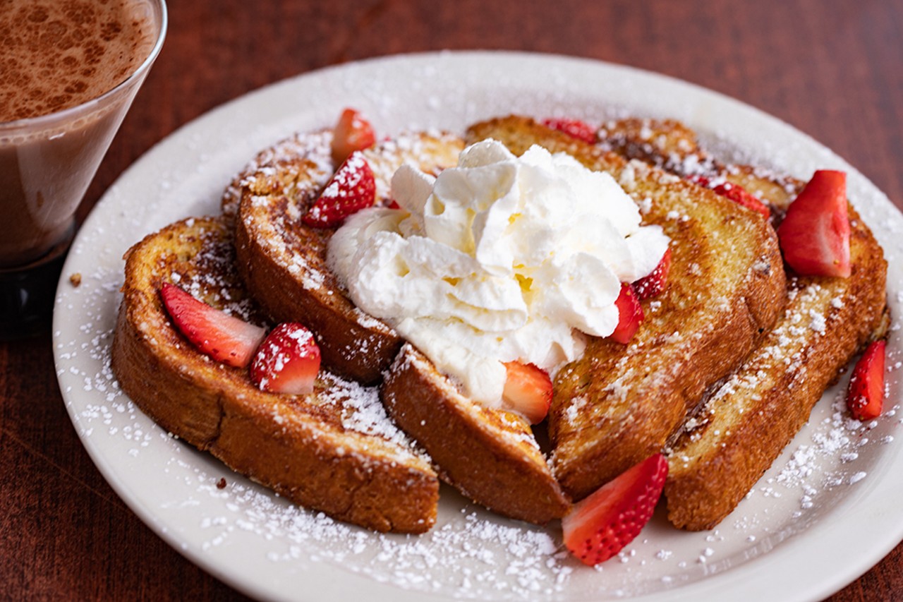 Brioche French toast with strawberries.