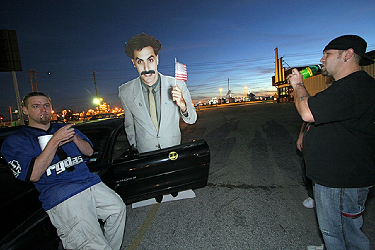 "Pimpin'", right, and his friend hang out in the Pop's parking lot with their friend Borat, who apparently hasn't been to a ICP show yet. Pimpin' first heard of ICP through his friends in 1995.