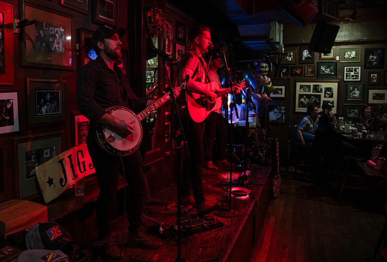 JigJam's Residencies at McGurk's Are a Must-See for Irish Bluegrass Lovers