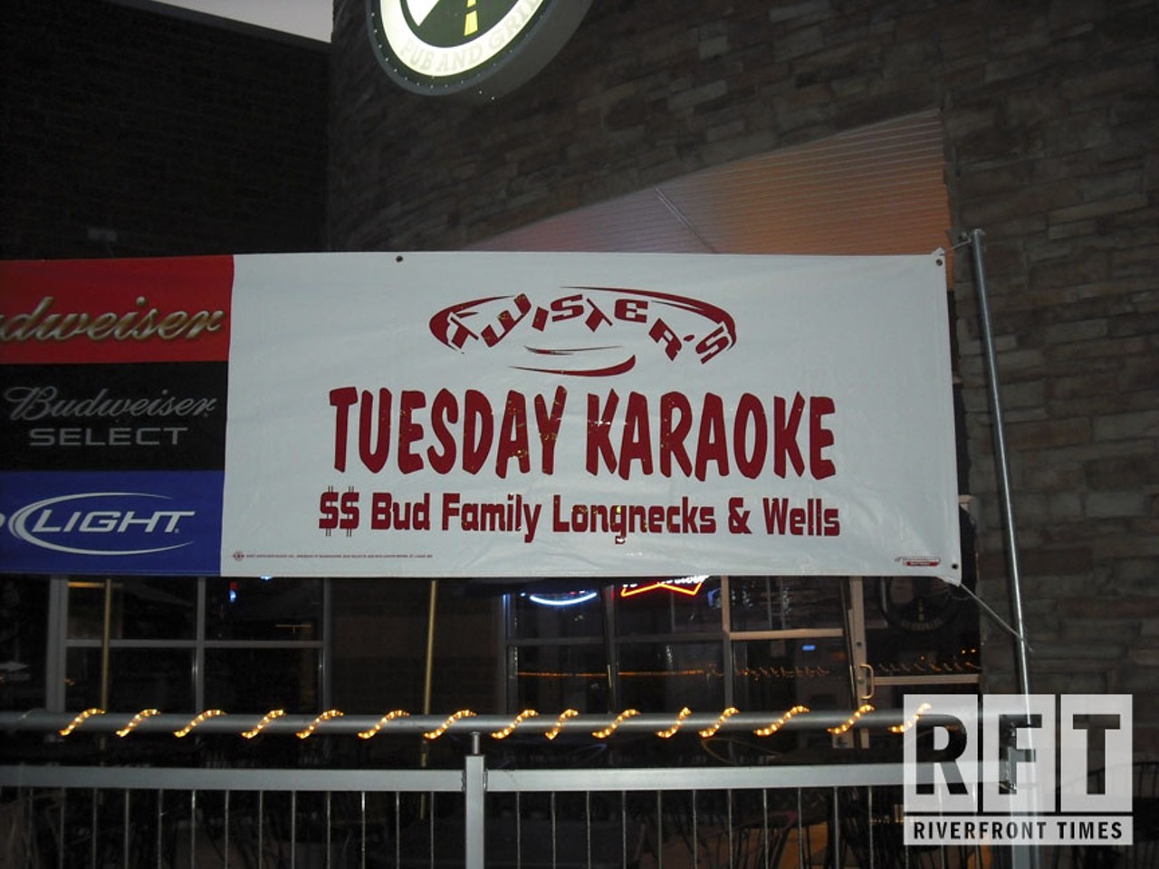 Kamikaze Karaoke at Twisters