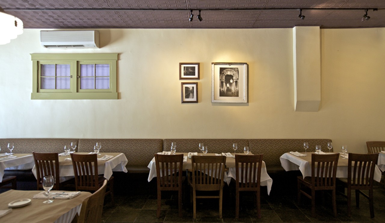 The welcoming and comfortable interior of Farmhaus. The main dining room.