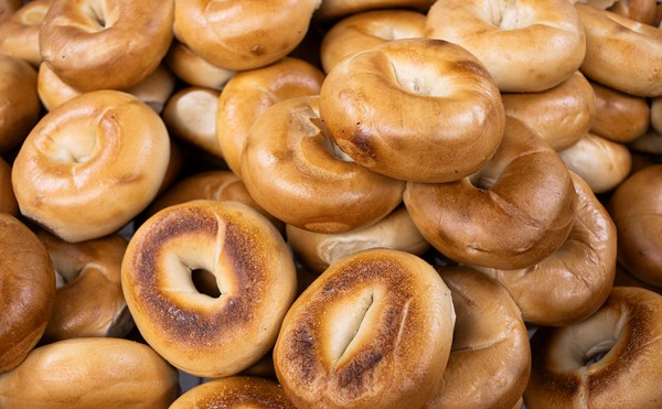 Lefty’s offerings are for the true-blue bagel lovers out there.