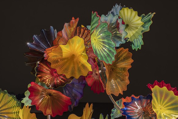 Dale Chihuly
End of Day Persian Pond (detail), 2022
6½ x 15 x 12½'
© 2022 Chihuly Studio. All rights reserved.