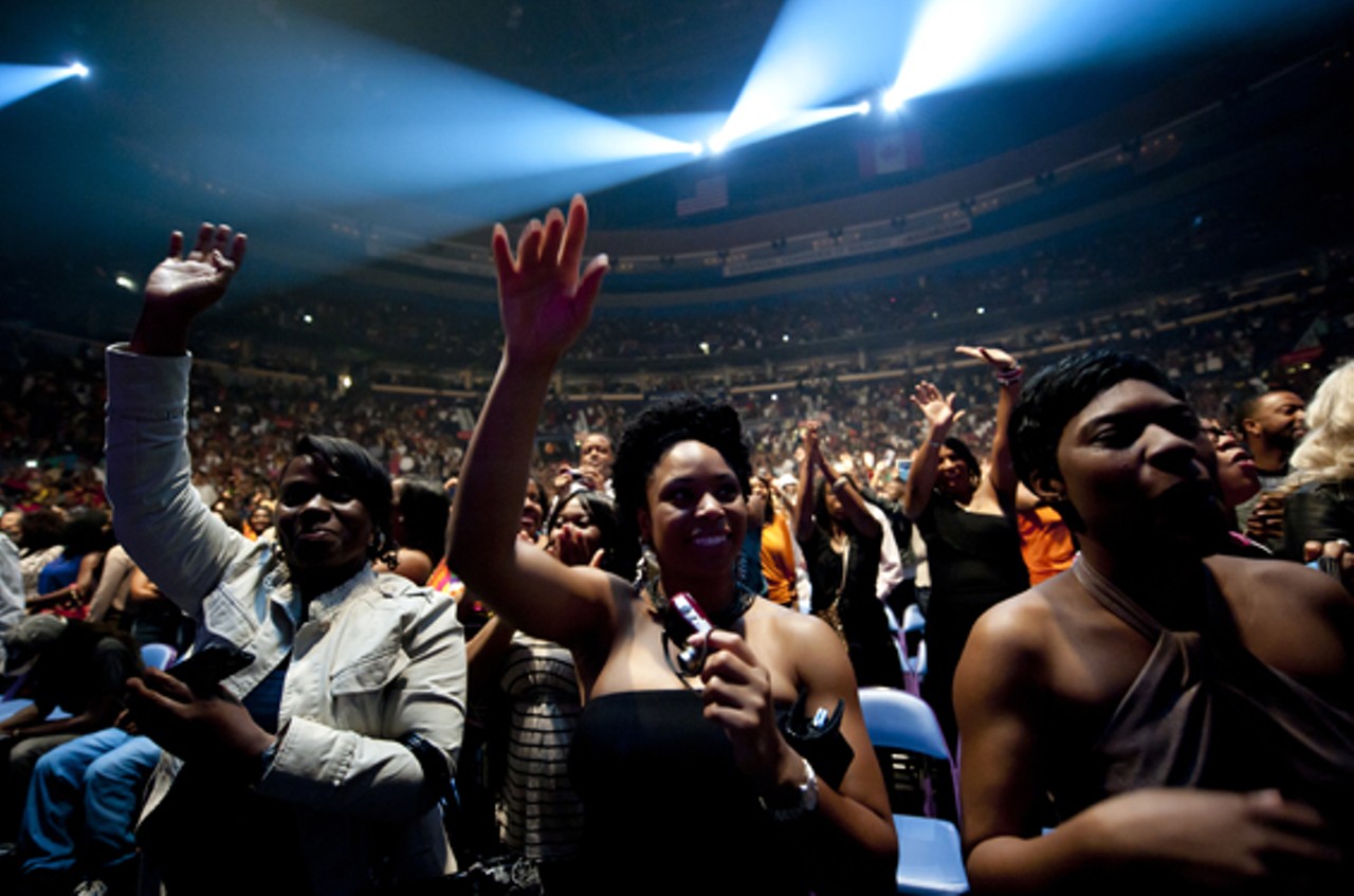 New Edition fans at the Scottrade Center on March 29.