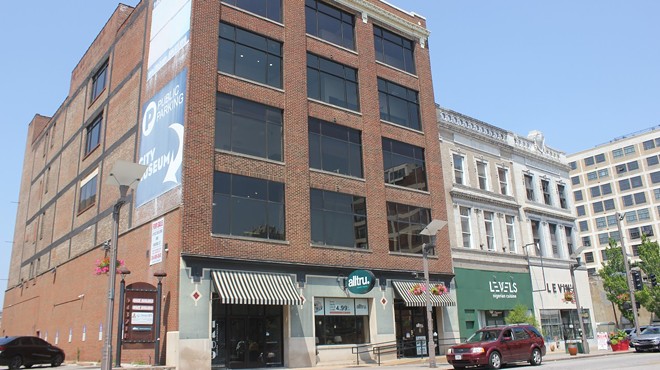 Building at 1409 Washington Avenue