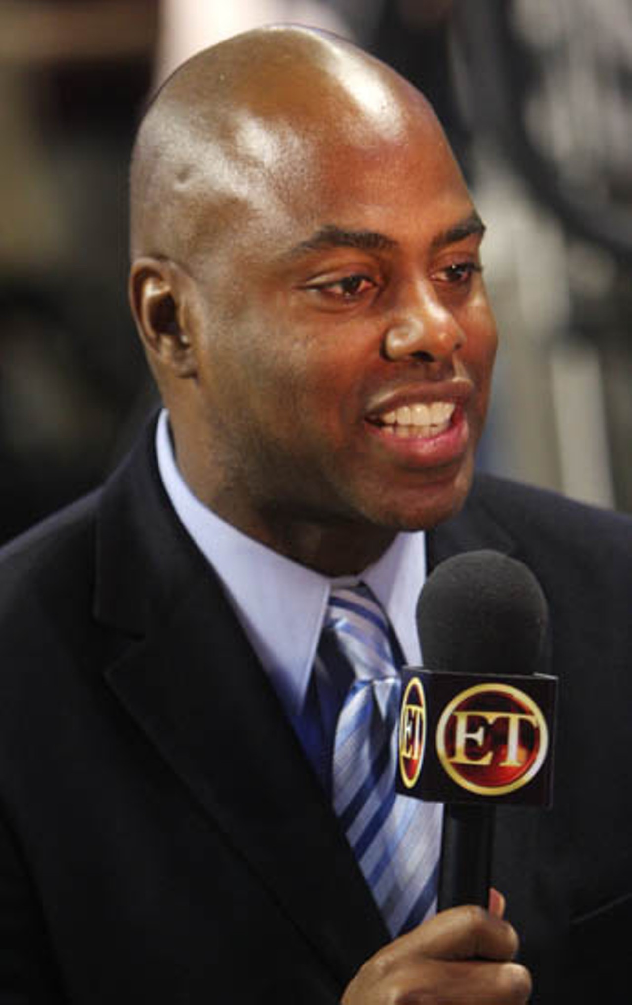 Media outlets from around the country were in St. Louis Thursday evening, including Entertainment Tonight&rsquo;s, Kevin Frazier.Get more coverage from St. Louis, including photos, blogs and video.